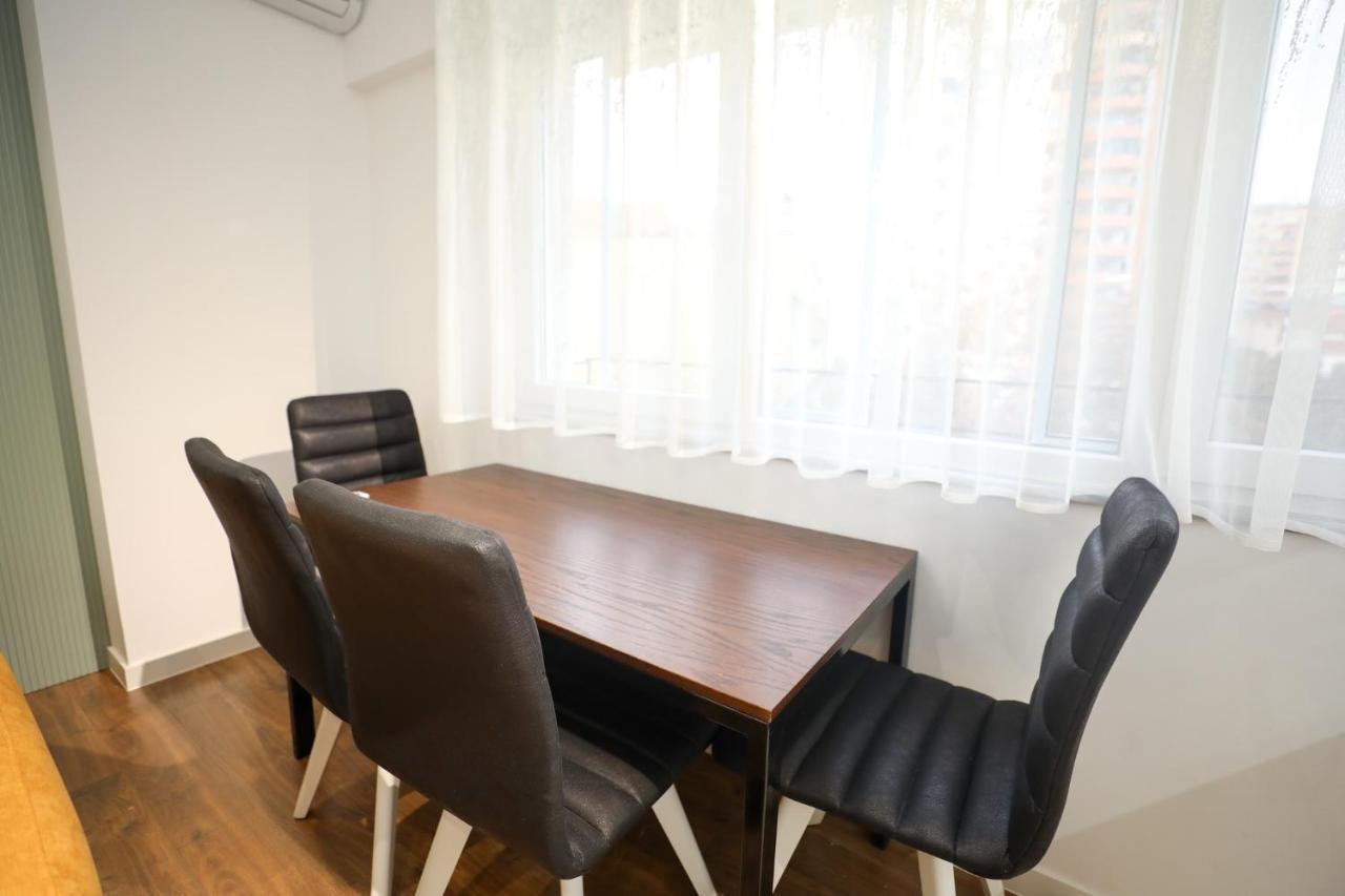 Tirana Center Apartment - Your Cosy Corner Exterior photo